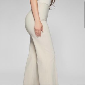 Marciano | Scalloped Wide Leg Pants Size 4 NEW